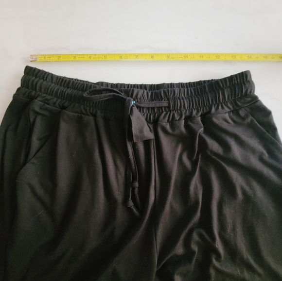 Tarse Black Capri Jogger Pants with Elastic Waistband Relaxed Fit Size Medium - Picture 6 of 10